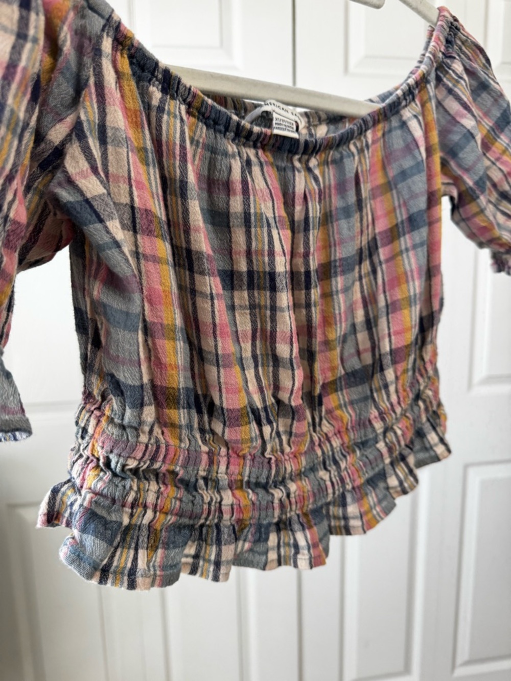 American Eagle Off Shoulder Plaid Top XS Smocked Puff Sleeve Crop